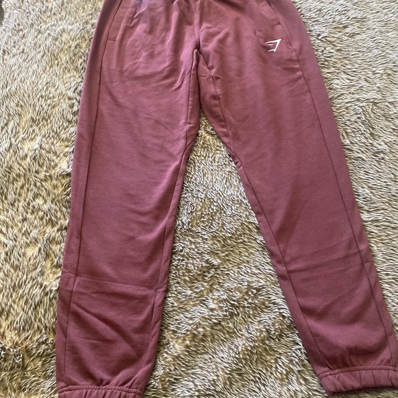 Gymshark Mens Essential Oversized Joggers - Picture 2 of 7